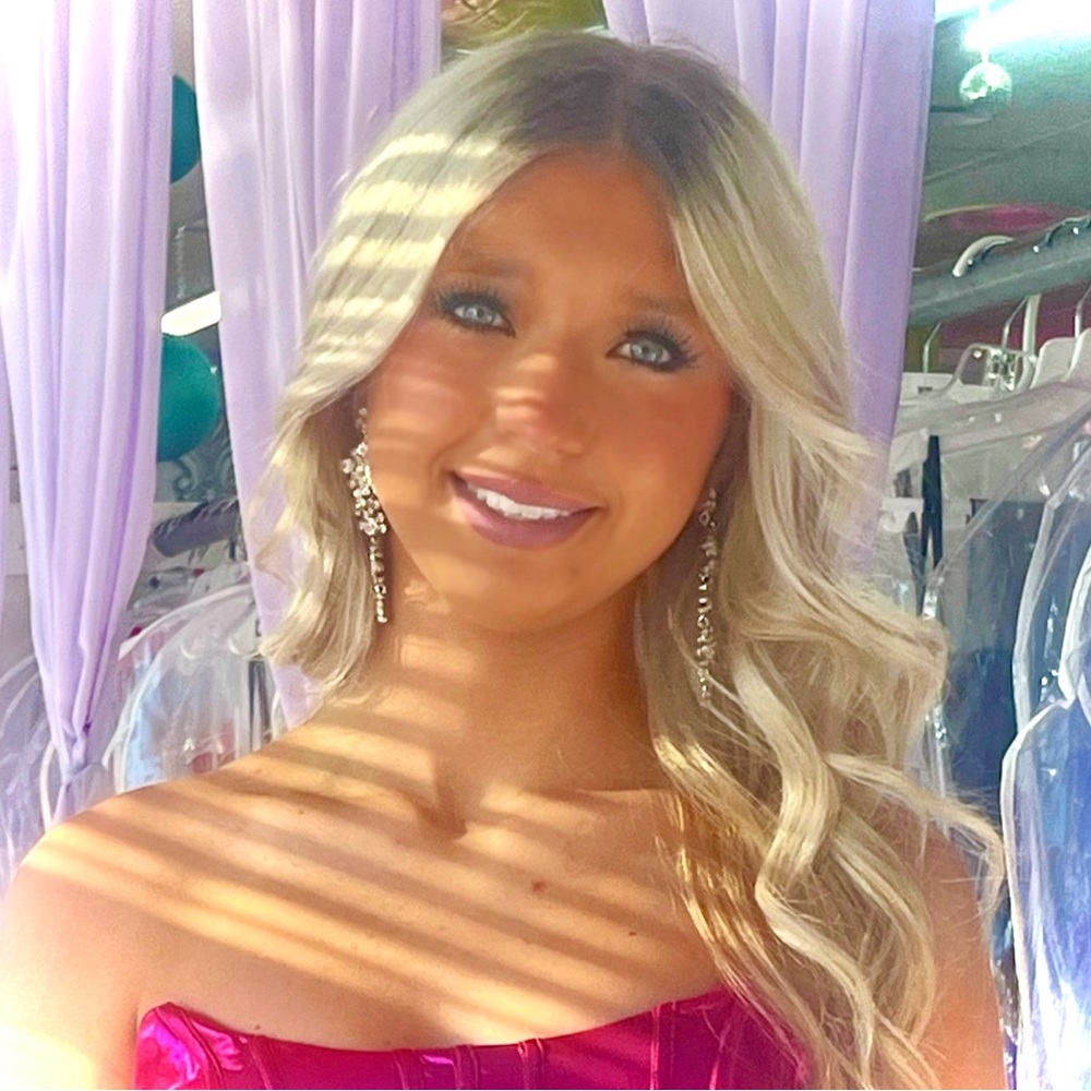 Meet your Posher, Makayla